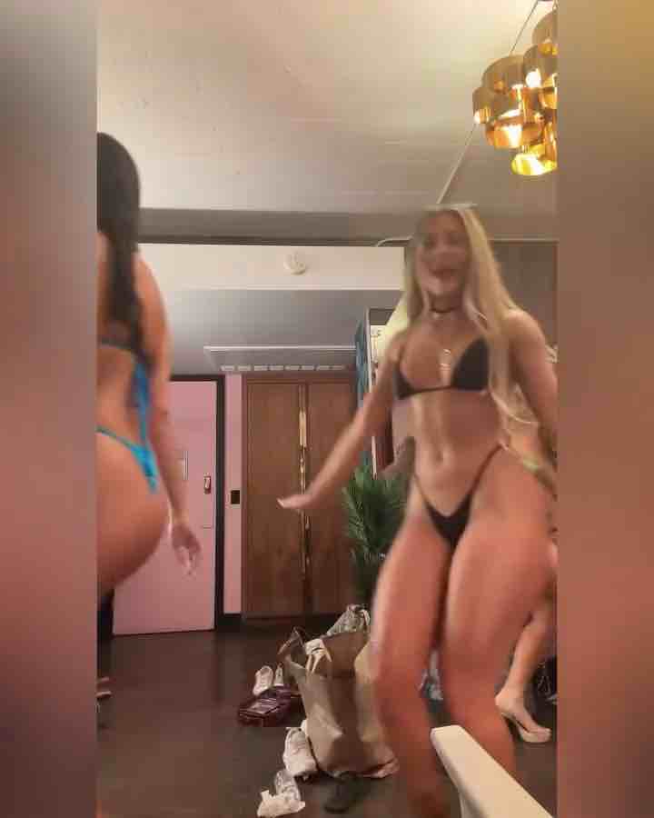 is the ass or what? LA Fashion Week models are going viral.